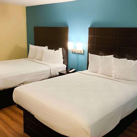 Days Inn By Wyndham Troy Il Dış mekan fotoğraf
